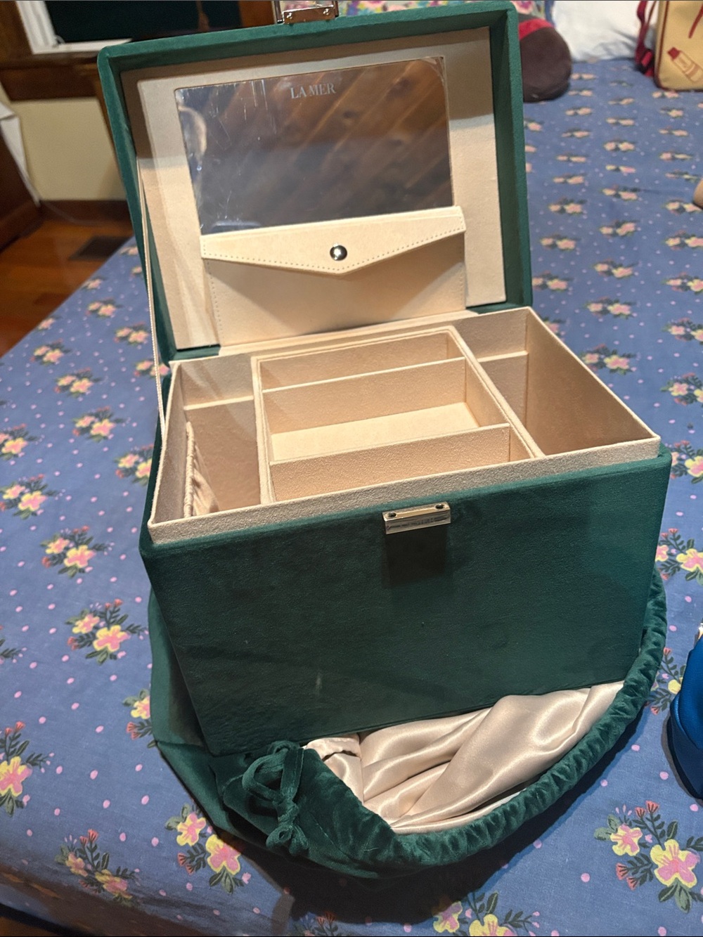 La Mer Green Velvet Jewelry Organizer Box with Cream Interior and Mirror